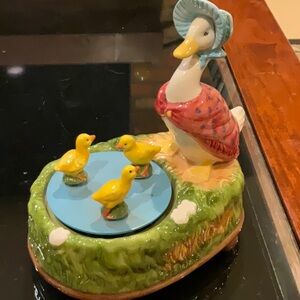Jemima Puddle Duck Music Box